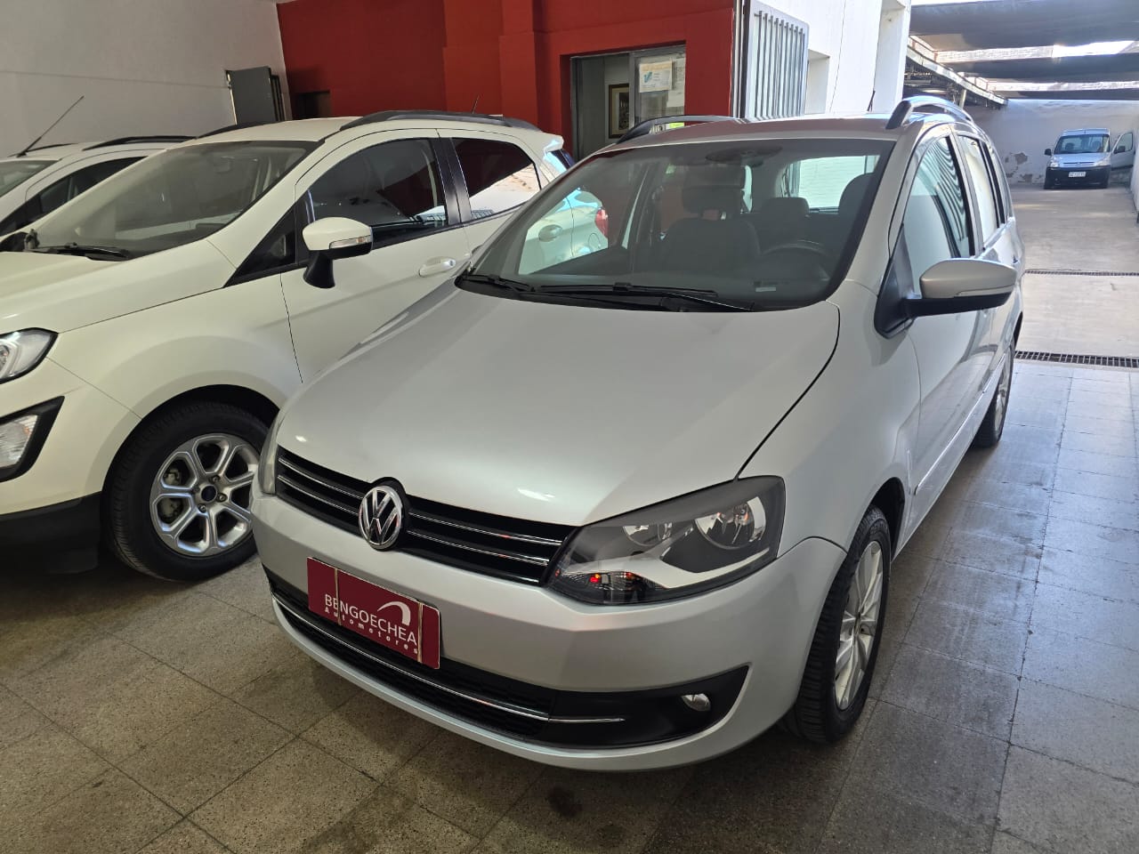 Volkswagen Suran 1.6 Trendline 2013